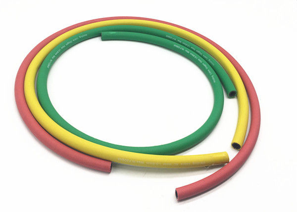 녹색 노란 빨간색을 가진 땋는 공기 호스 2개의 층 폴리에스테르섬유